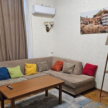 Heart Of The Old Tbilisi Apartment Exterior photo