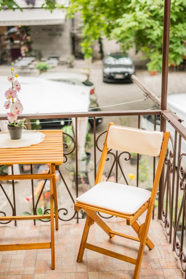 Heart Of The Old Tbilisi Apartment Exterior photo